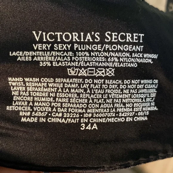 Victoria’s Secret Very Sexy Bra! - Picture 3 of 3